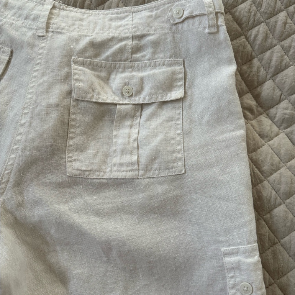 Tommy Bahama White Linen cargo crop pants - Picture 6 of 12